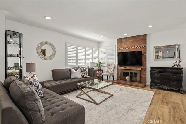 20604 Lemmer Street, Chatsworth, CA 91311 — photo 13 of 48