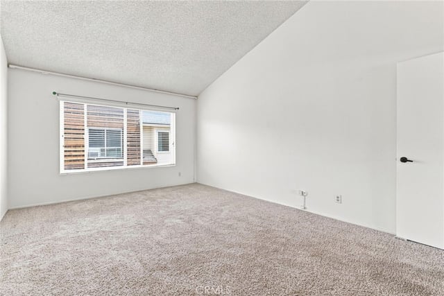 18631 Collins 30, Los Angeles, CA 91356 — photo 20 of 29