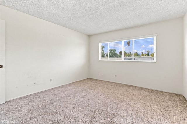18631 Collins 30, Los Angeles, CA 91356 — photo 26 of 29