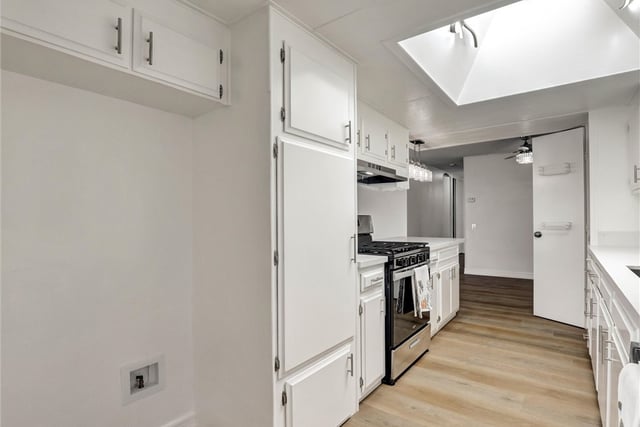 2550 Pacific Coast Hwy 258, Torrance, CA 90505 — photo 18 of 43