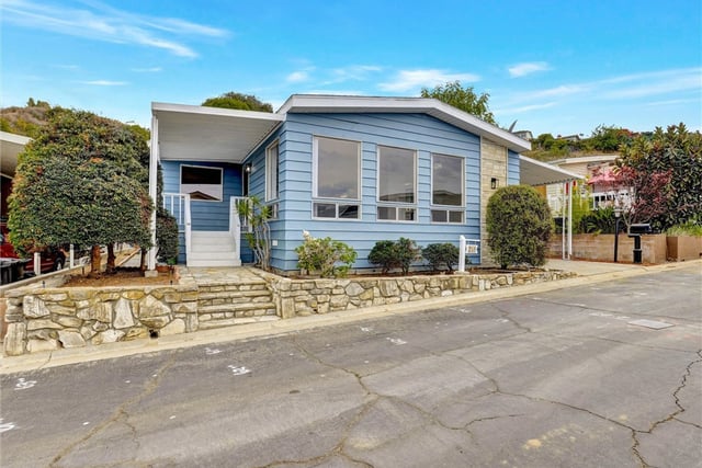 2550 Pacific Coast Hwy 258, Torrance, CA 90505 — photo 2 of 43