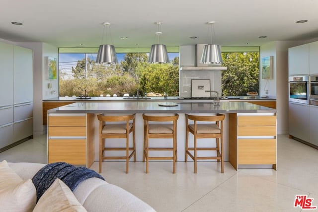14700 Mulholland Drive, Los Angeles, CA 90077 — photo 15 of 53