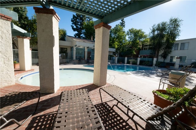 5700 Etiwanda Avenue 149, Tarzana, CA 91356 — photo 24 of 26