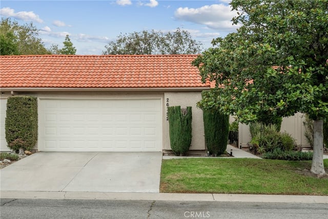 26352 Rainbow Glen, Newhall, CA 91321 — photo 2 of 41