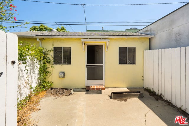 8511 Melvil Street, Los Angeles, CA 90034 — photo 15 of 23