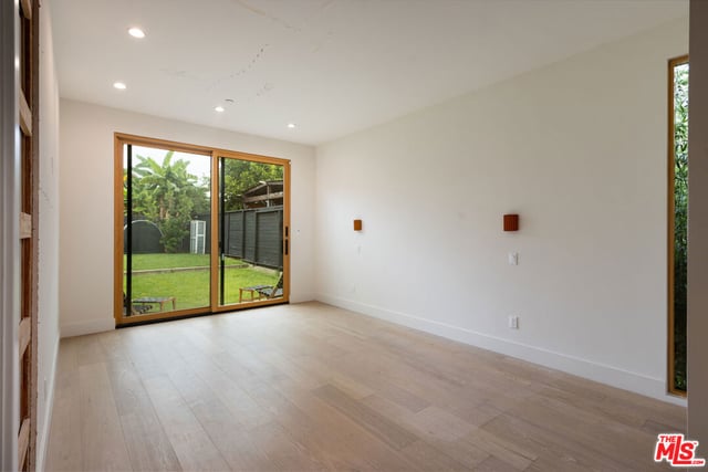5357 Brynhurst Avenue, Los Angeles, CA 90043 — photo 14 of 43