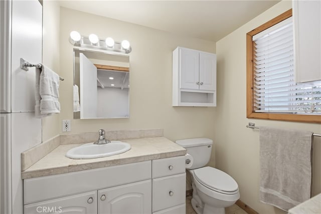 23520 EHLERS, Chatsworth, CA 91311 — photo 11 of 46