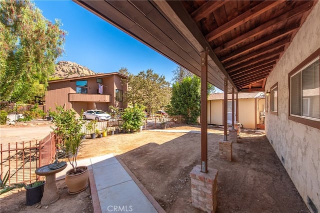23520 EHLERS, Chatsworth, CA 91311 — photo 19 of 46