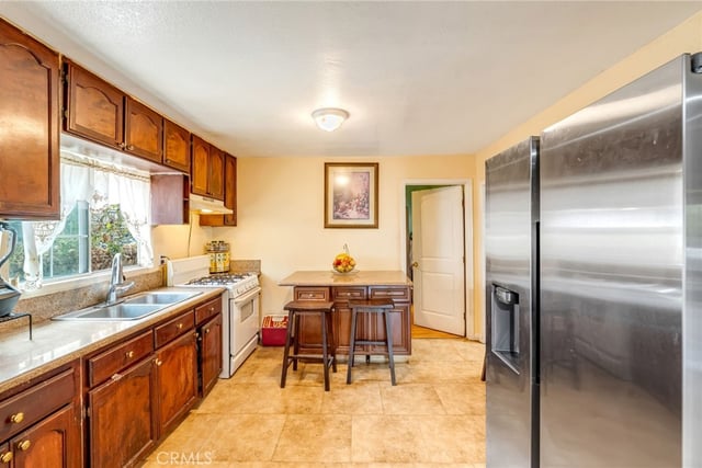 1302 E 48th Place, Los Angeles, CA 90011 — photo 19 of 31