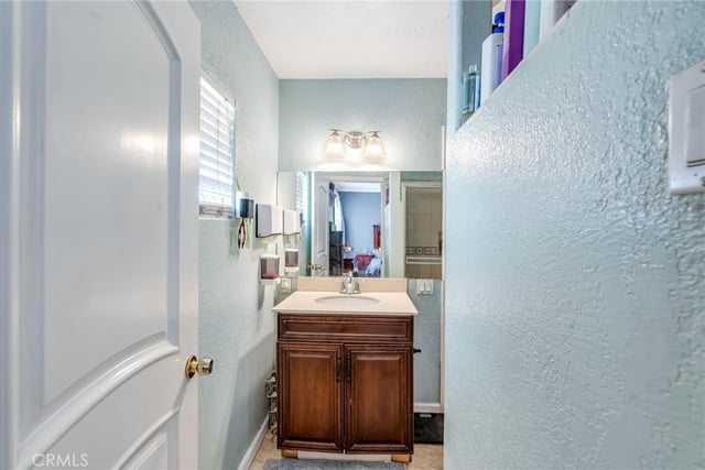 1302 E 48th Place, Los Angeles, CA 90011 — photo 23 of 31