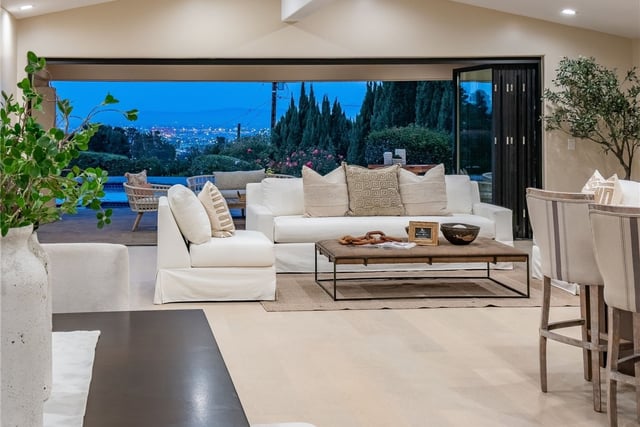30419 Miraleste, Rancho Palos Verdes, CA 90275 — photo 12 of 19