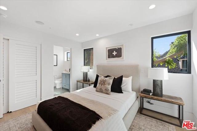 3848 Vantage Avenue, Los Angeles, CA 91604 — photo 25 of 43