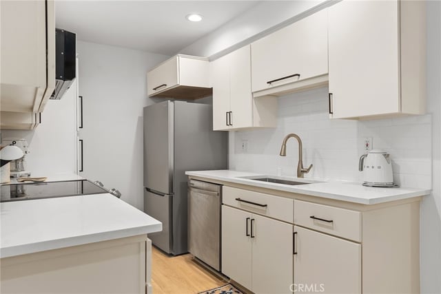 1228 14th Street 103, Santa Monica, CA 90404 — photo 9 of 30