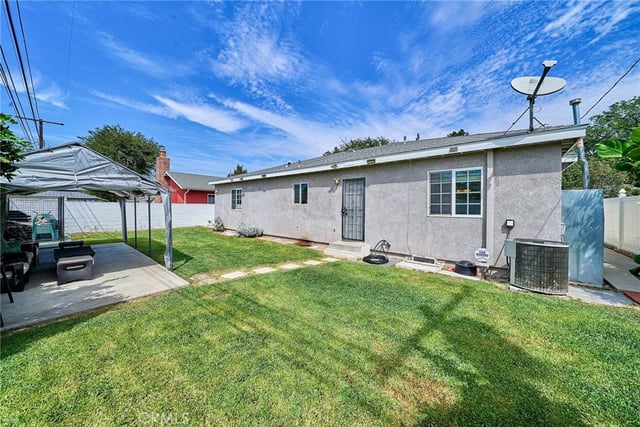 122 E El Norte, Monrovia, CA 91016 — photo 21 of 24