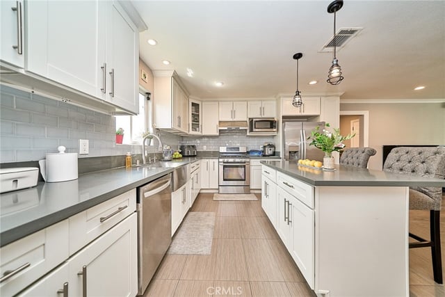 122 E El Norte, Monrovia, CA 91016 — photo 4 of 24