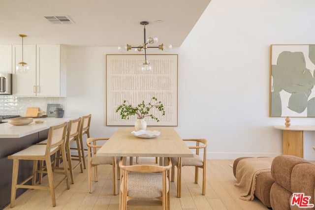 11218 W Victory Boulevard 4, Los Angeles, CA 91606 — photo 14 of 22