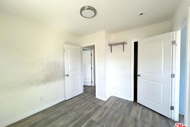 433 W 94th Street, Los Angeles, CA 90003 — photo 14 of 37