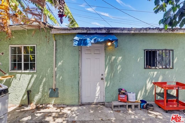 331 W 92nd Street, Los Angeles, CA 90003 — photo 30 of 46