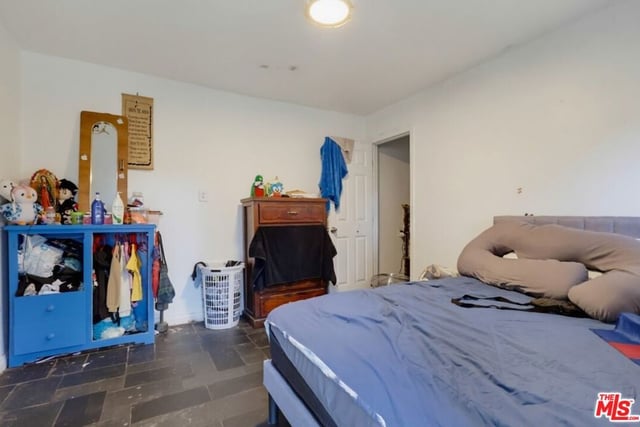 331 W 92nd Street, Los Angeles, CA 90003 — photo 31 of 46