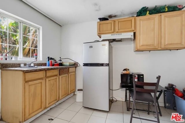 331 W 92nd Street, Los Angeles, CA 90003 — photo 35 of 46