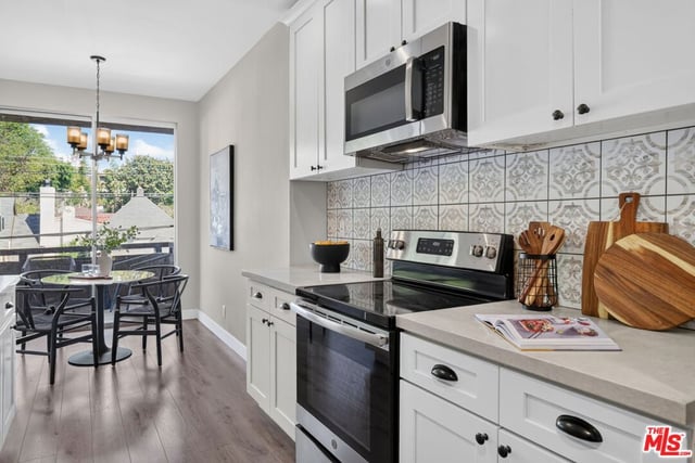 1509 Greenfield Avenue 207, Los Angeles, CA 90025 — photo 9 of 52