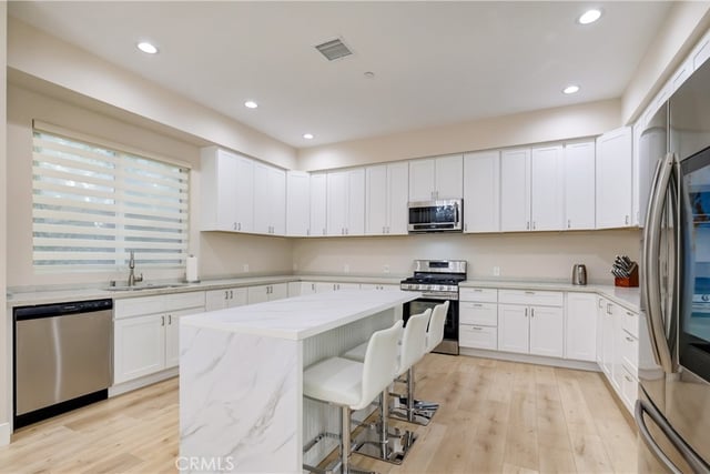 1849 Los Encinos, Glendale, CA 91208 — photo 13 of 39