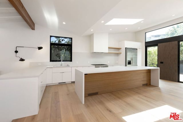 7102 Pacific View Drive, Los Angeles, CA 90068 — photo 14 of 48
