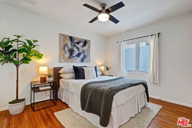 1346 N Crescent Heights Boulevard 1, West Hollywood, CA 90046 — photo 13 of 23