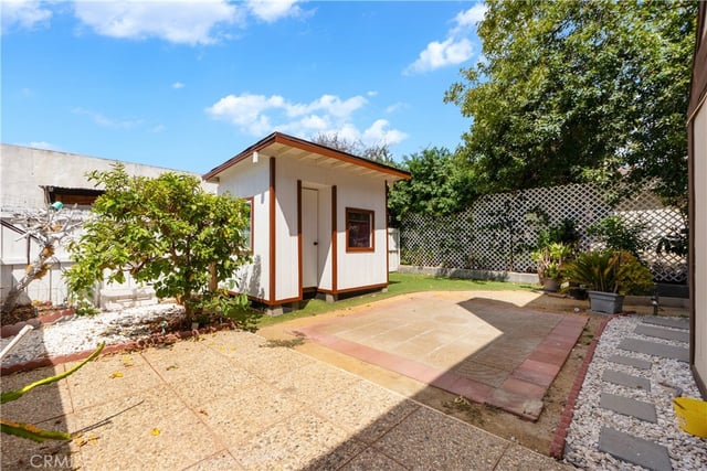 8515 Burnet #B Avenue #B, North Hills, CA 91343 — photo 10 of 33