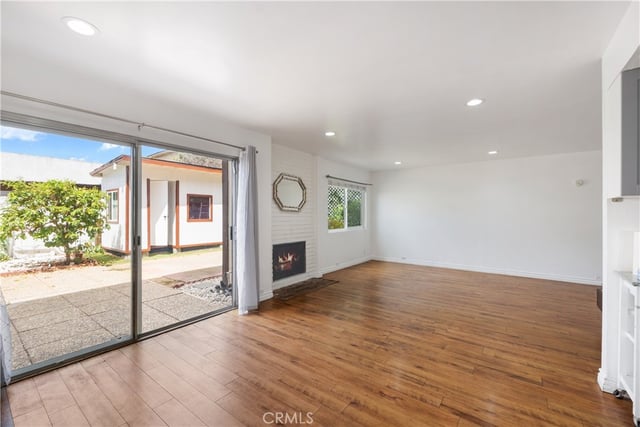 8515 Burnet #B Avenue #B, North Hills, CA 91343 — photo 16 of 33