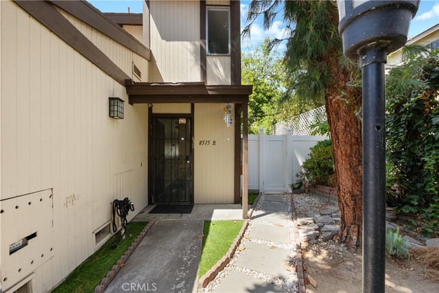 8515 Burnet #B Avenue #B, North Hills, CA 91343 — photo 2 of 33