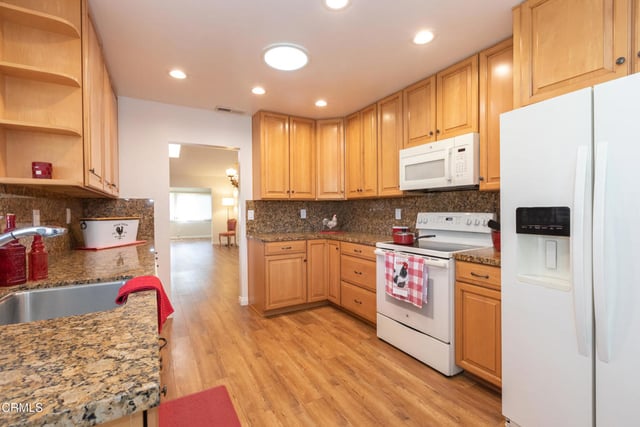 6308 Village 6, Camarillo, CA 93012 — photo 15 of 43