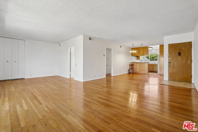 3200 S Sepulveda Boulevard K36, Los Angeles, CA 90034 — photo 2 of 31