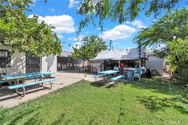 435 S Mcdonnell, Los Angeles, CA 90022 — photo 9 of 12