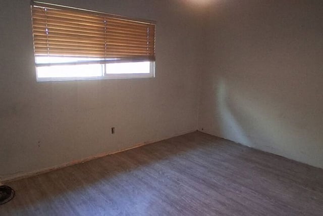 6581 Lemon Avenue, Long Beach, CA 90805 — photo 8 of 14
