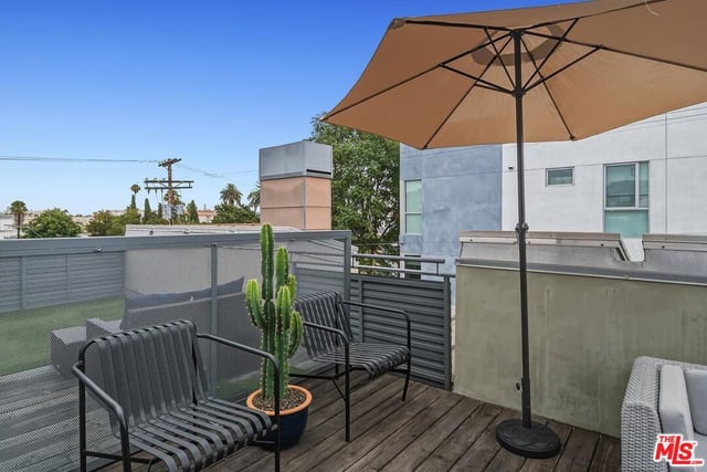 5806 Waring Avenue 14, Los Angeles, CA 90038 — photo 31 of 32