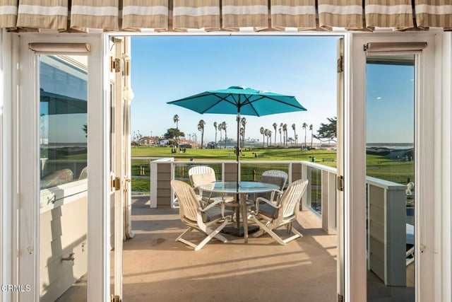 1401 GREENOCK Lane, Ventura, CA 93001 — photo 11 of 35