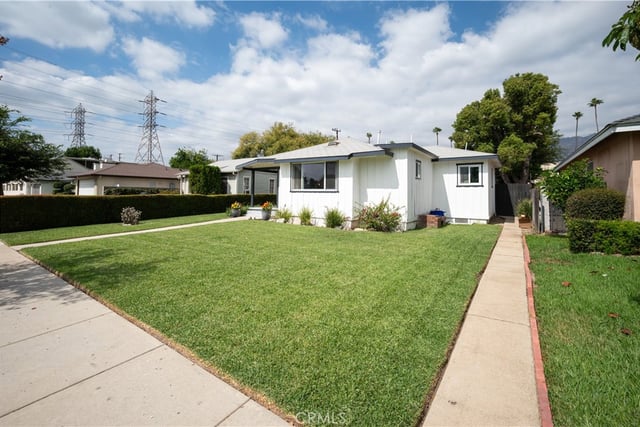 3149 E Green, Pasadena, CA 91107 — photo 2 of 33