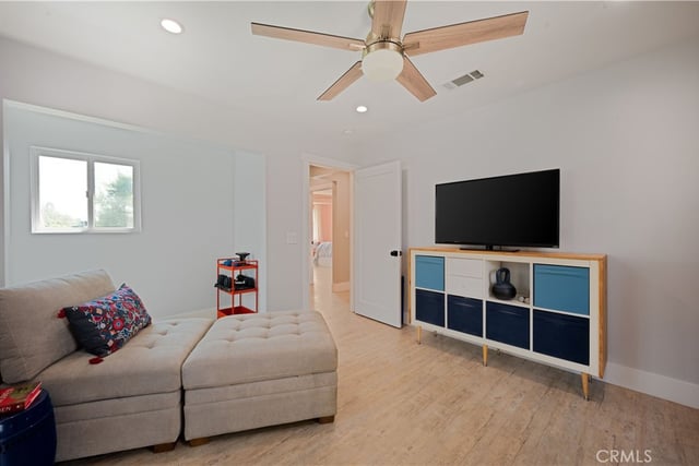 3149 E Green, Pasadena, CA 91107 — photo 22 of 33