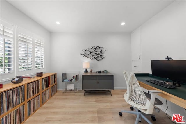 1045 N Kings Road 204, West Hollywood, CA 90069 — photo 7 of 11