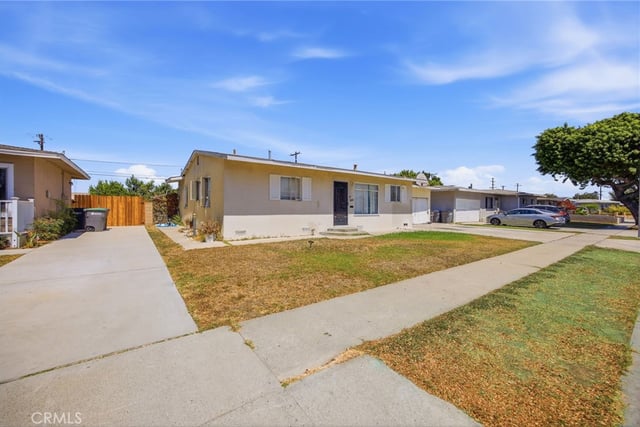 139 E 229th Street, Carson, CA 90745 — photo 3 of 39