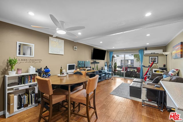 21800 Schoenborn 225, Canoga Park, CA 91304 — photo 10 of 22