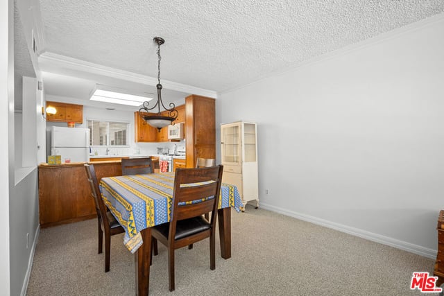 4445 Cartwright Avenue 110, Toluca Lake, CA 91602 — photo 7 of 27