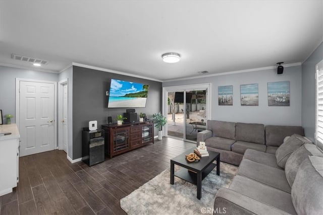 23549 Cherry, Newhall, CA 91321 — photo 5 of 71