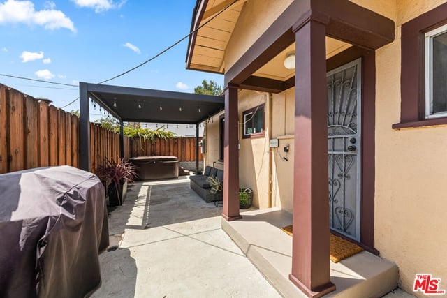 11202 Emelita Street, North Hollywood, CA 91601 — photo 27 of 58