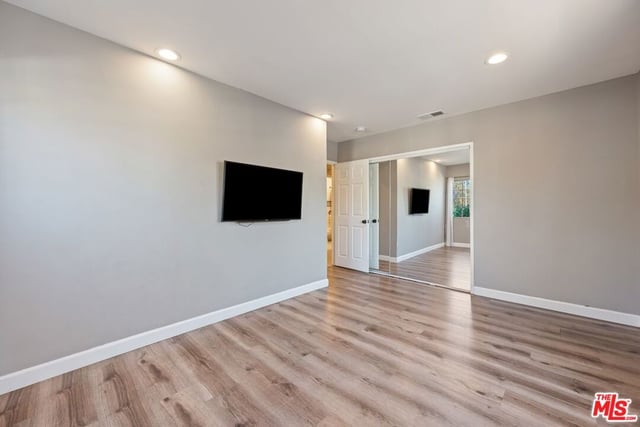 5945 Yarmouth Avenue, Los Angeles, CA 91316 — photo 29 of 50