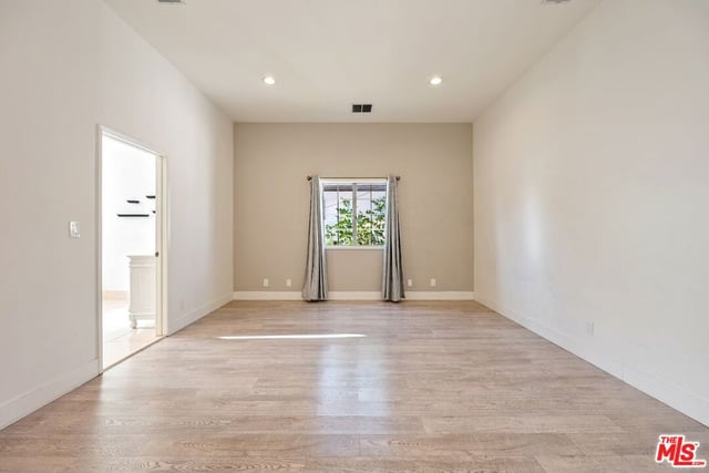 5945 Yarmouth Avenue, Los Angeles, CA 91316 — photo 38 of 50