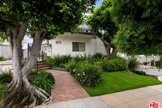 1171 Stanford Street 3, Santa Monica, CA 90403 — photo 2 of 15