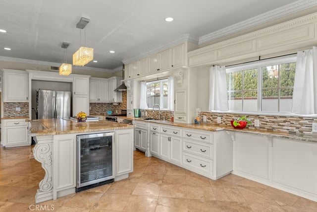 2500 Anabas Avenue, San Pedro, CA 90732 — photo 15 of 50