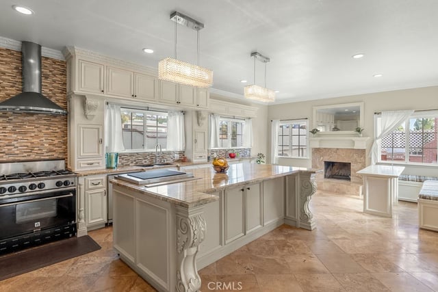 2500 Anabas Avenue, San Pedro, CA 90732 — photo 4 of 50